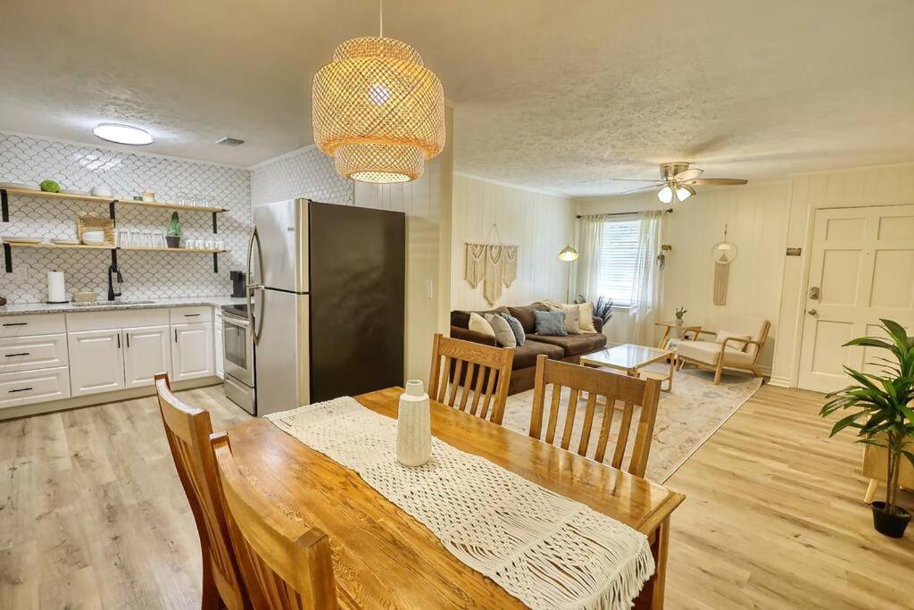 The Bohemian 1/2 Mi From Covington Square Vila Exterior foto